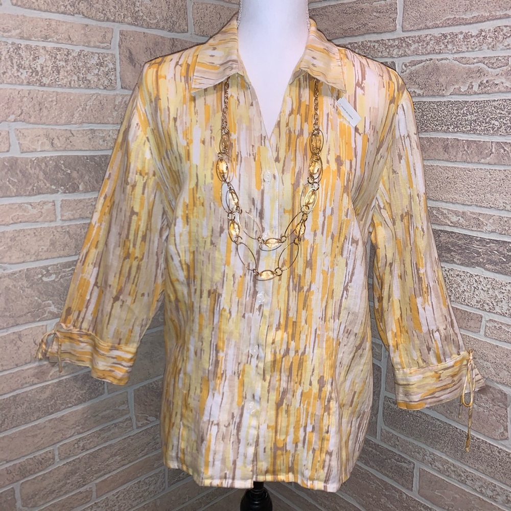 New 100% Linen Blouse JM Collection w/ Necklace